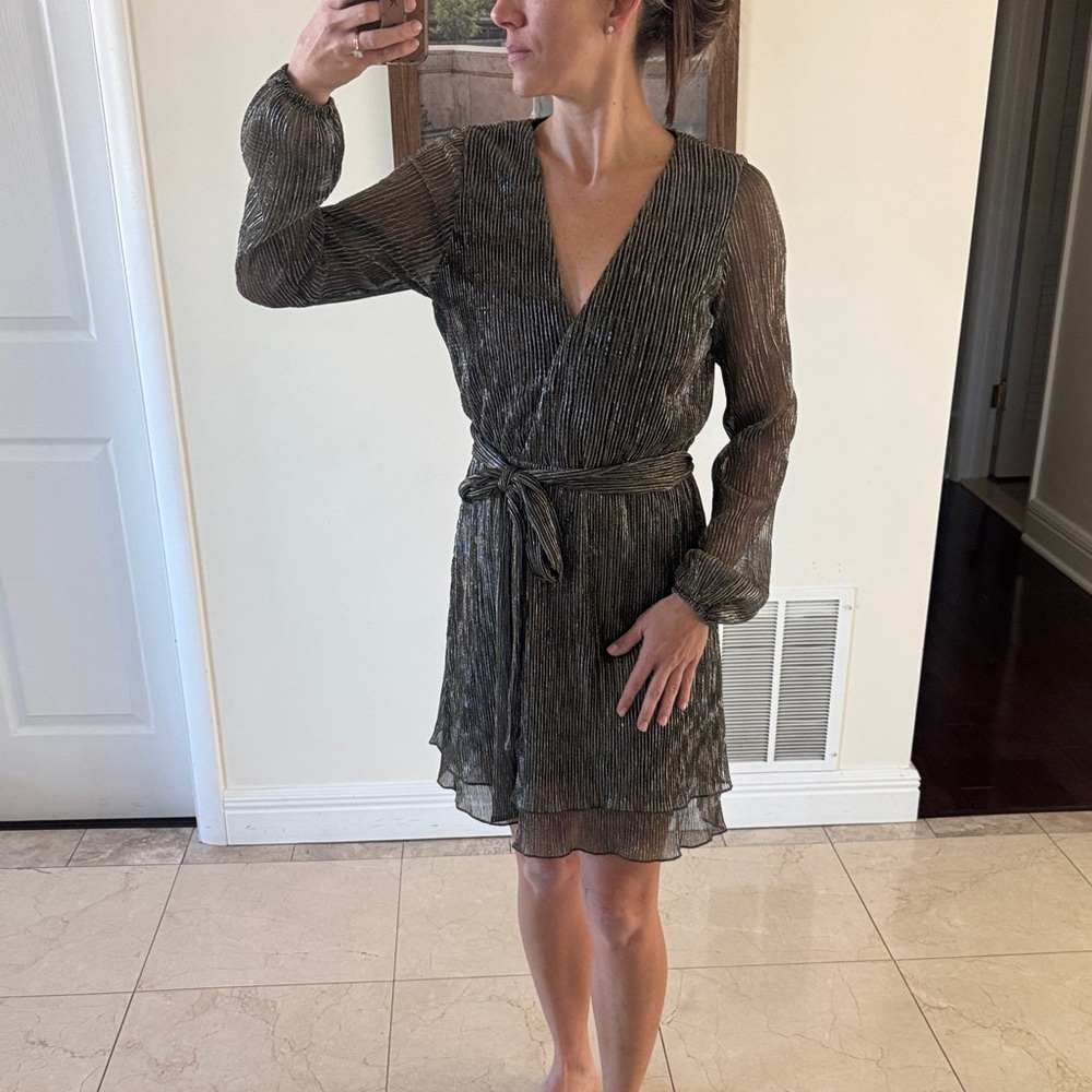 Lulu's Shimmering Black Long Sleeve Dress